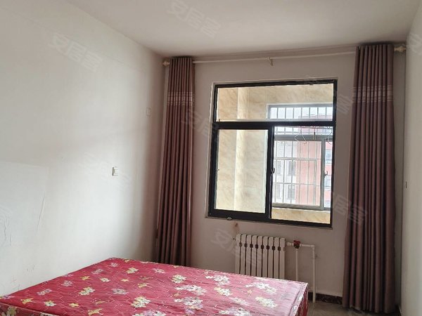 临沂平邑城区金桥花园板桥社区家具家电基本齐全  看房方便出租房源