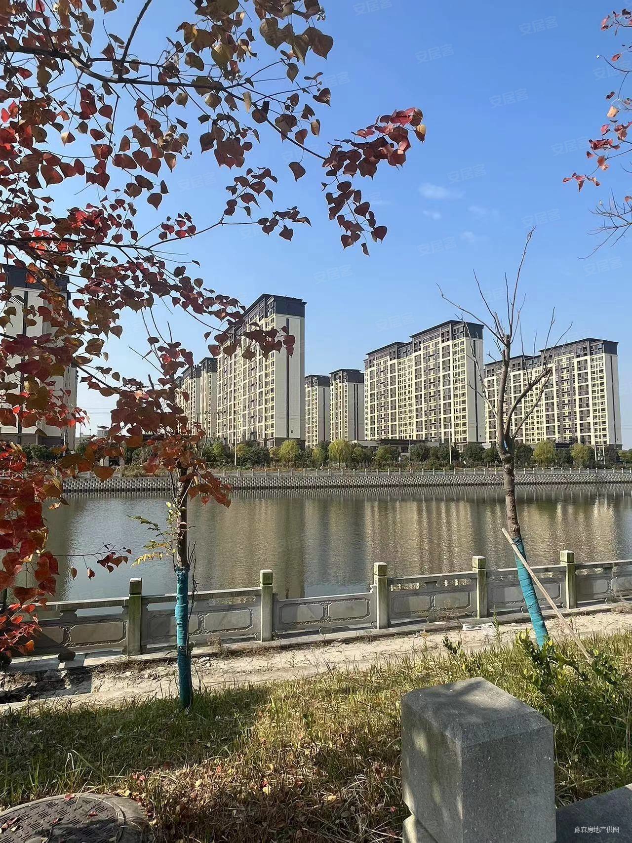 中昂江澜府95平简装70万提前约看方便