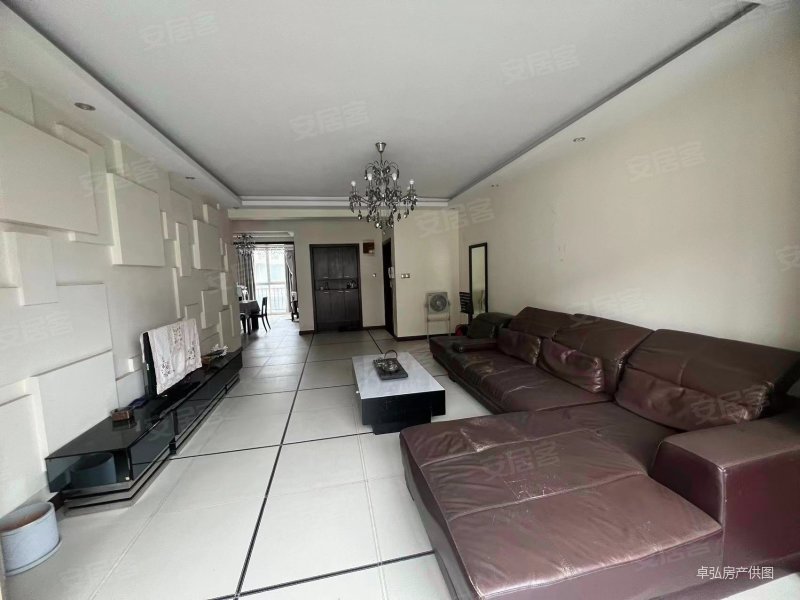 洪都花园大三房南北通透房东诚心麦有钥匙方便看房