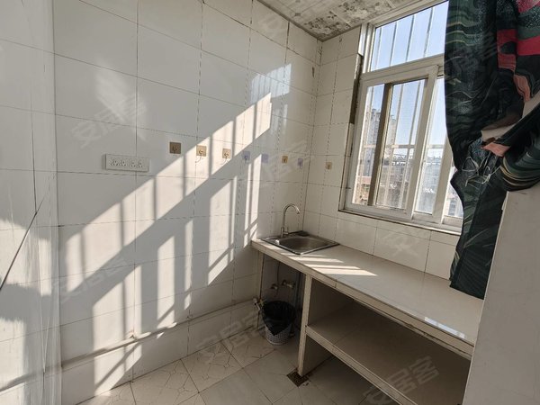 凉山西昌航天路建兴锦苑小区房整租 大单间独立厨卫 户型方正采光好 安静 朝东出租房源真实图片