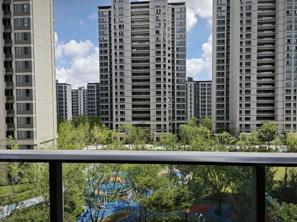 苏州吴中甪直湖东未来湖东未来精装三室两厅一厨一卫,燃气做饭,新房首