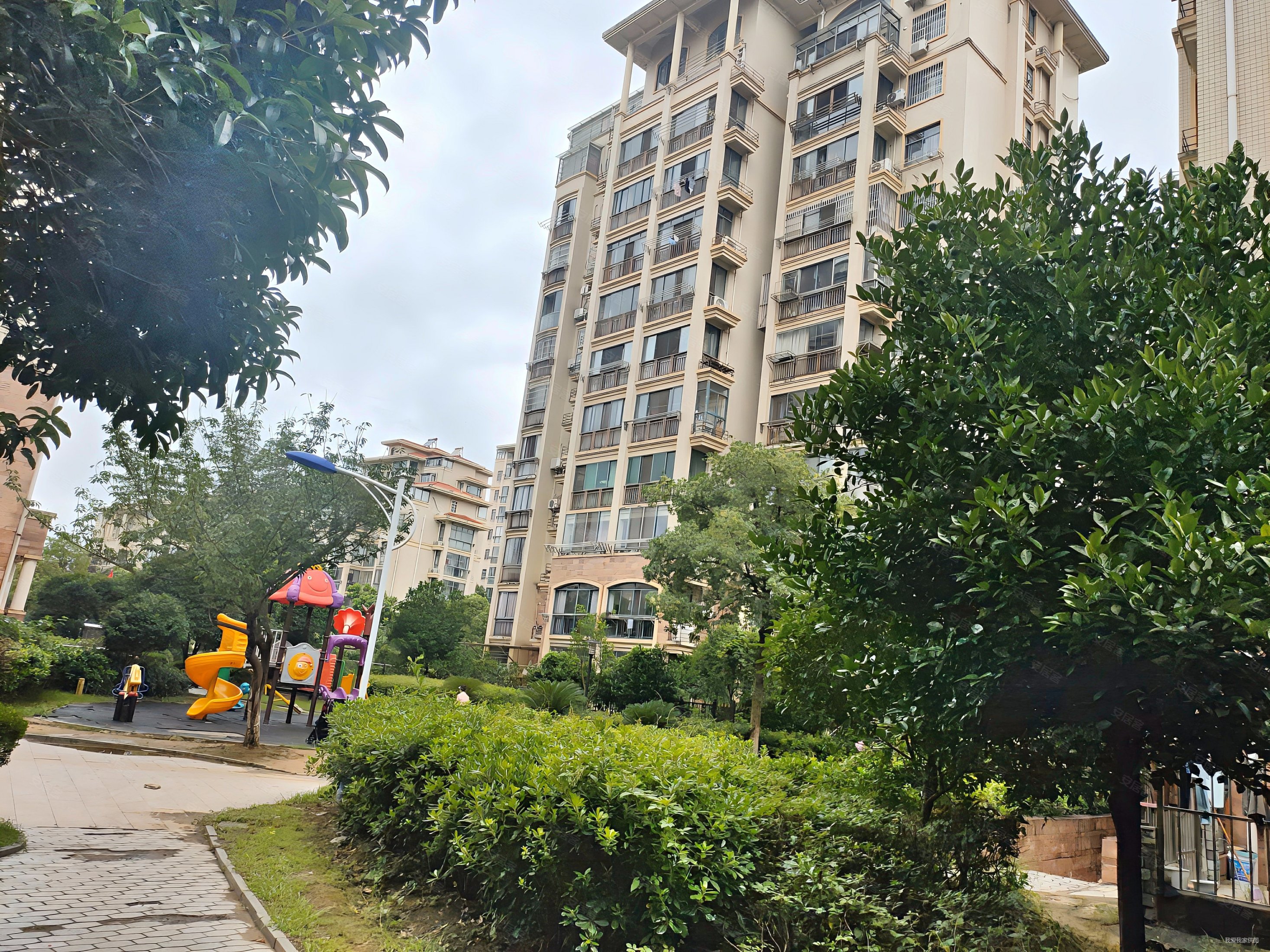 南昌房产网>南昌二手房>西湖二手房>桃源二手房>莱茵半岛>