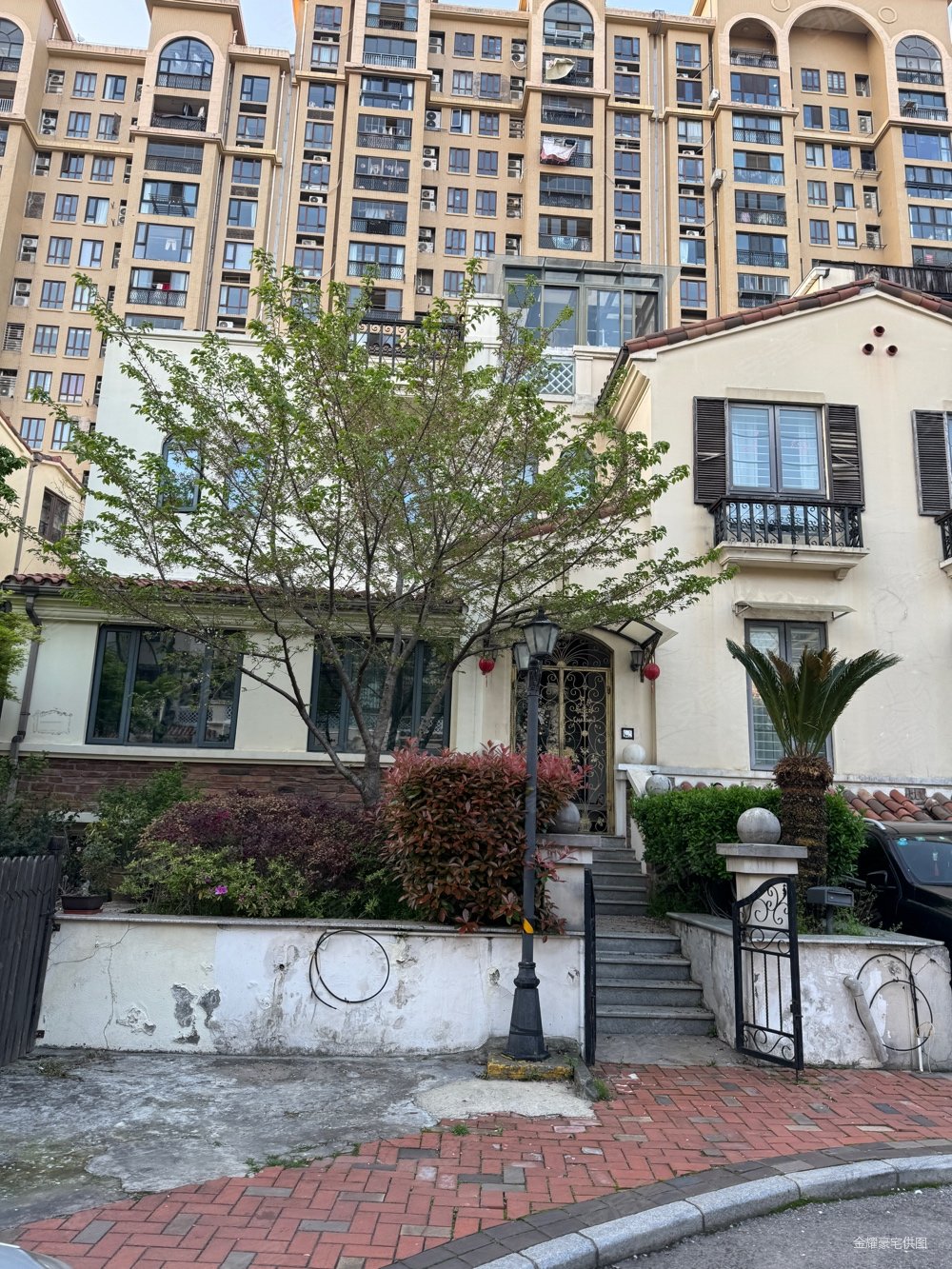 环球翡翠湾花园别墅