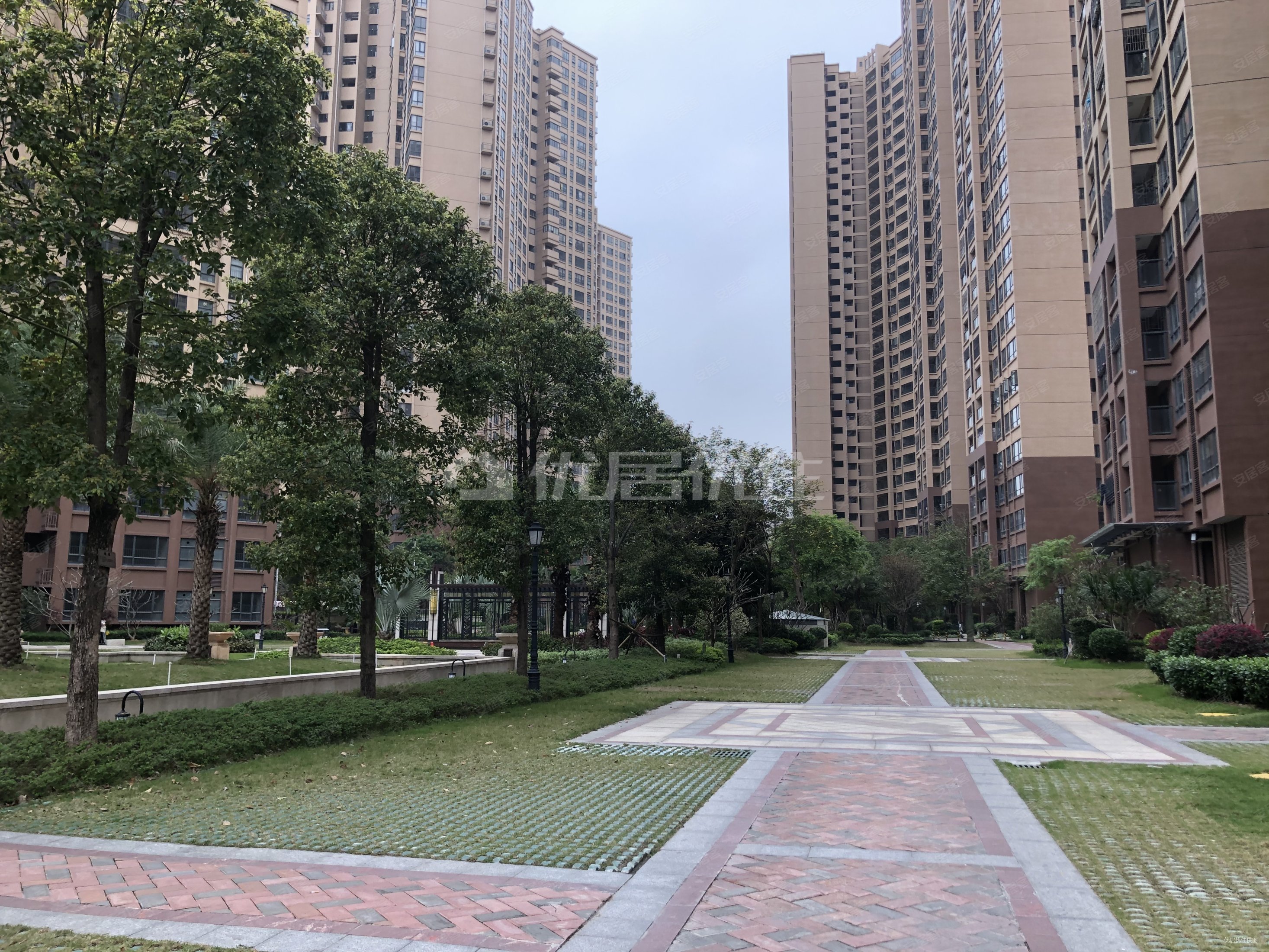 佛山二手房 三水二手房 西南二手房 鸿安花园