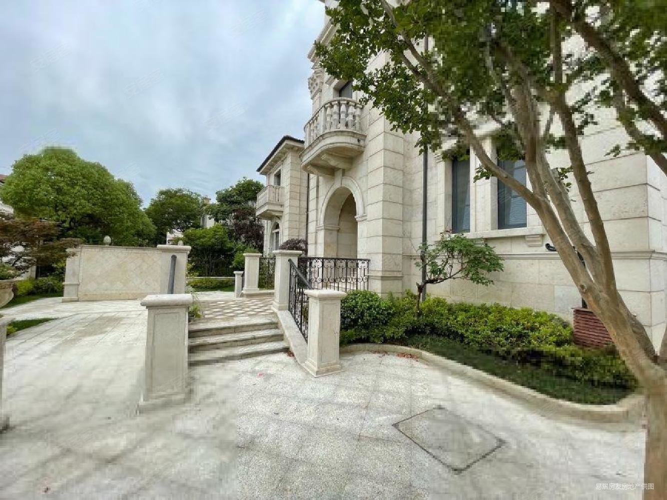 沿水系,九龙仓国宾1号(别墅)二手房,8800万,5室3厅,5卫,690平米-苏州