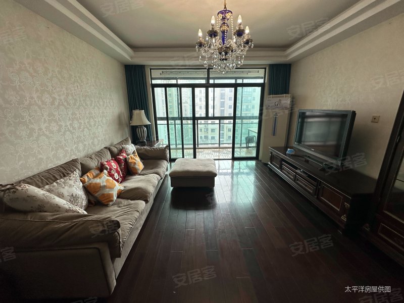 低密度社区 南北通透 刚需两居 商品房 高楼层采光充足,虹桥馨苑二手