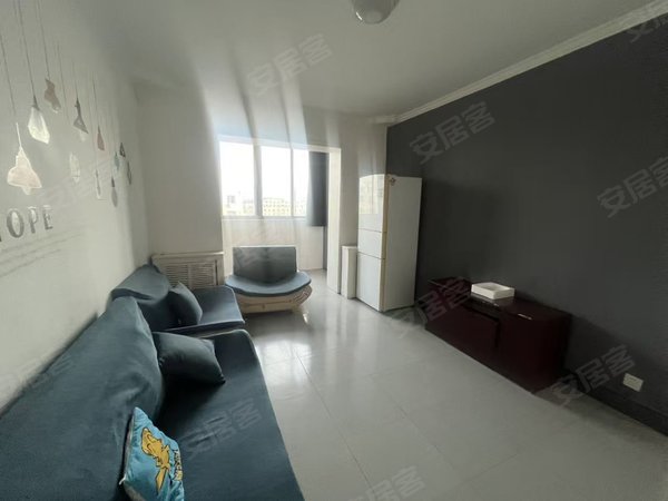 包头青山文化路丰产道一号街坊新上丰产道一号街坊  精装修  家电家具齐全  看房方便出租房源真实图片