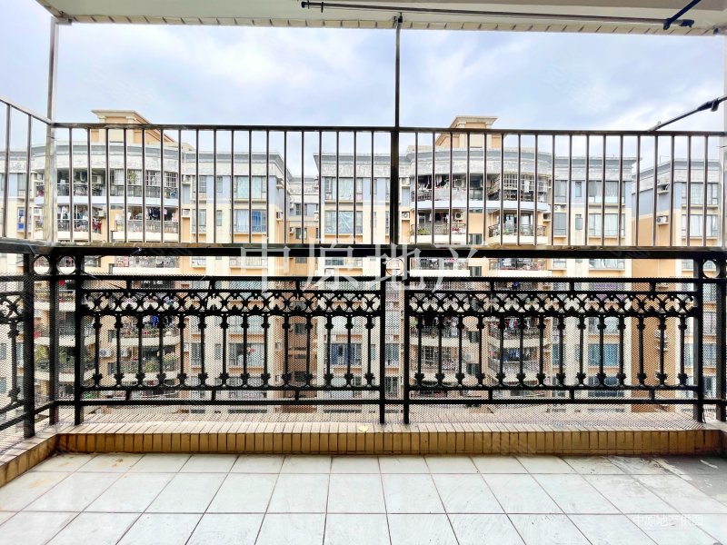 顺景雅苑高楼层视野无遮挡临地铁南北通透电梯正规三房