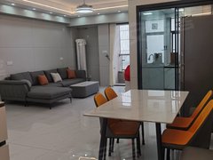 中山古镇国贸大阳台，阳光充足，多套可商可住精装修3房4房出租。出租房源真实图片