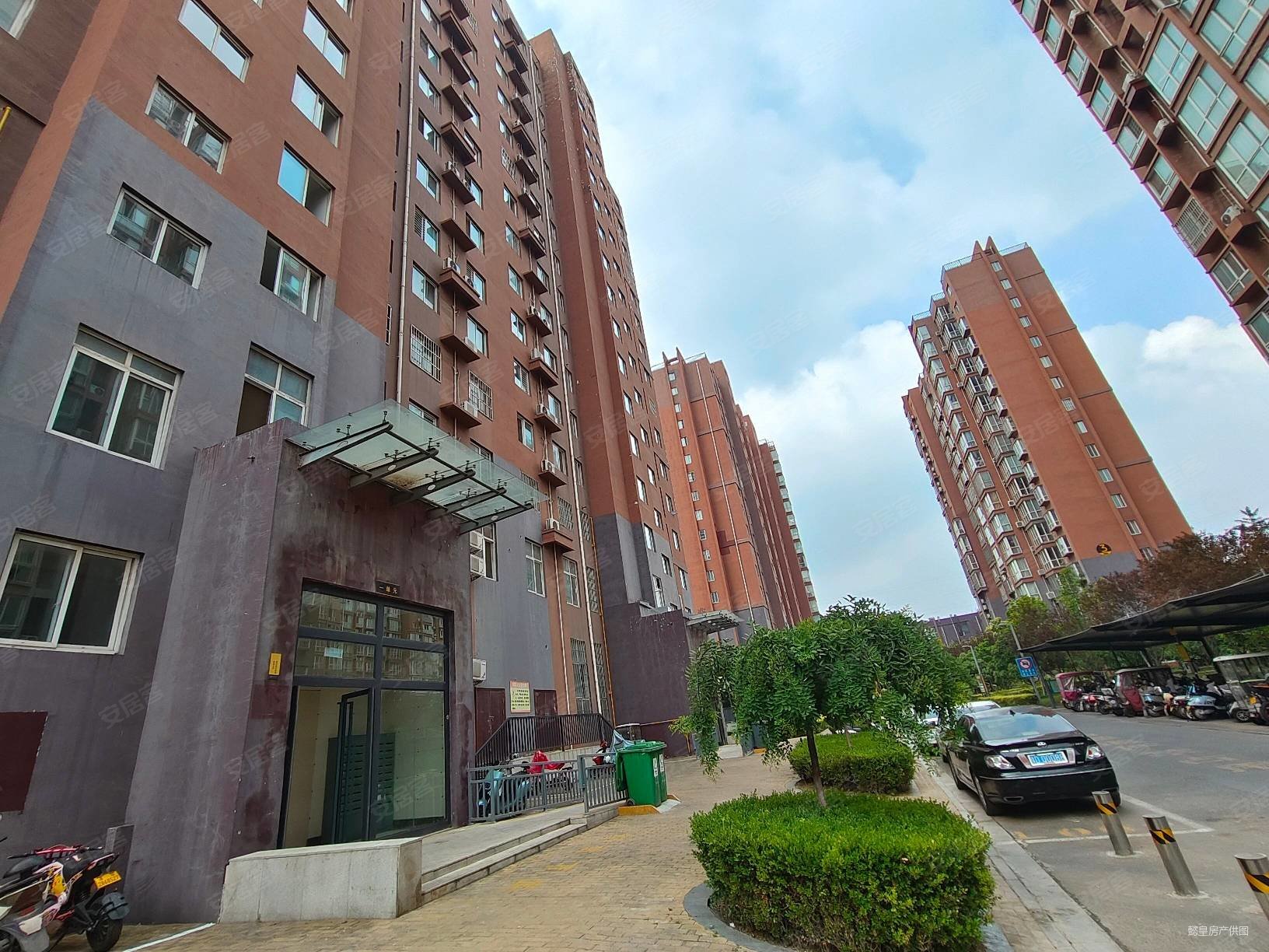 龙鳞路 次新 ,绿洲花园(北区)二手房,70万,3室2厅,2卫,117平米-洛阳