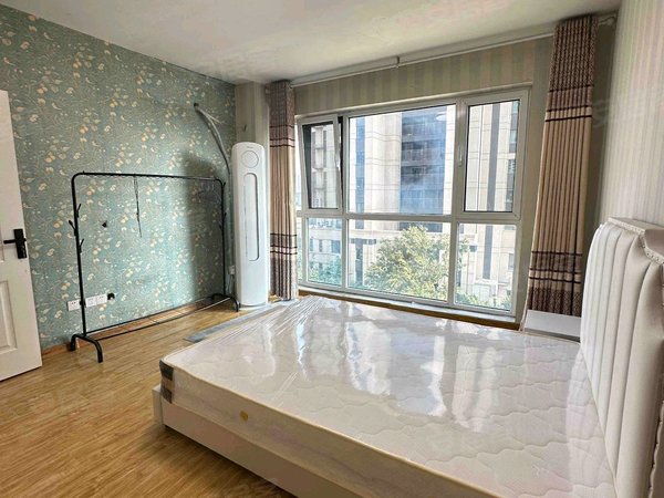 青岛市北洛阳路龙湖春江郦城(一期)中心医院  纺织谷  科技大学 龙湖