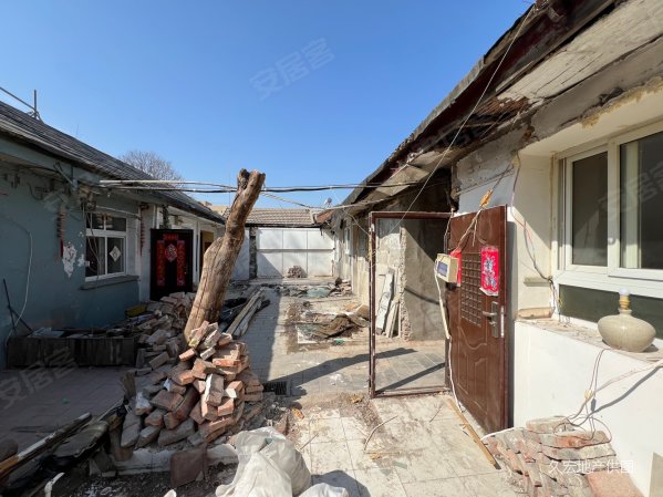 私密性好 看房随时,报房胡同49号院二手房,1550万,5室3厅,1卫,91平米