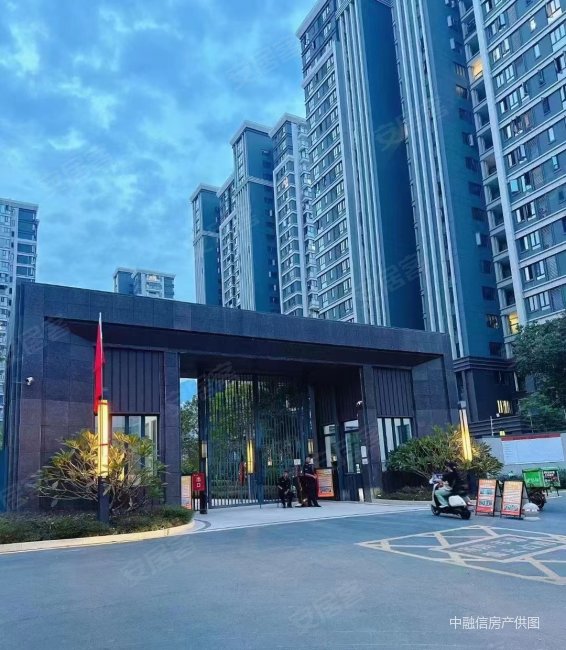 东二环板块豪宅区域安商房精装修伶包入住品质高