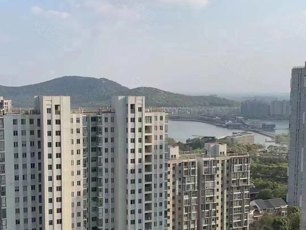 无锡江阴云亭爱家尊邸爱家尊邸127平   3室2厅2卫  每月3200包物业费