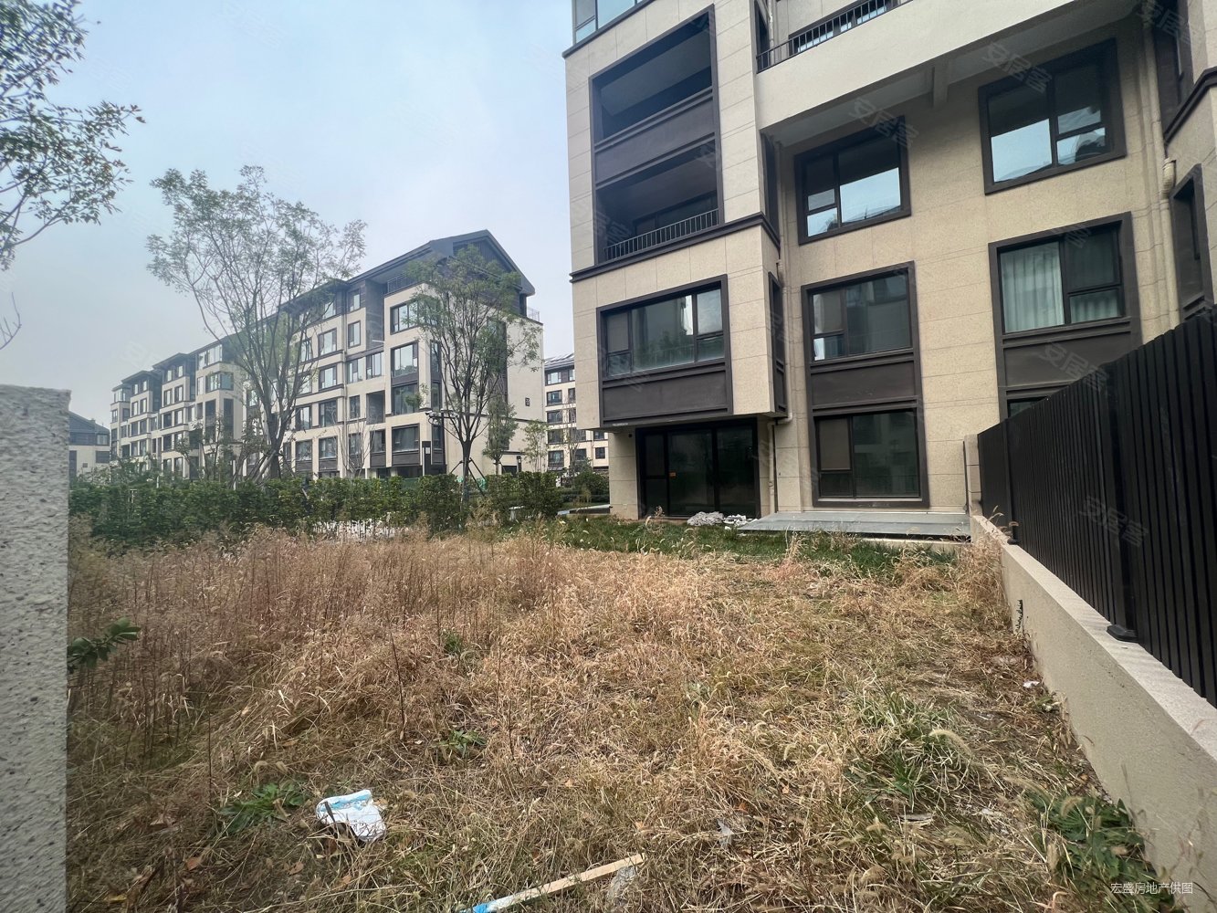 济南房产网>济南二手房>历城二手房>建筑大学二手房>雪山金茂逸墅>