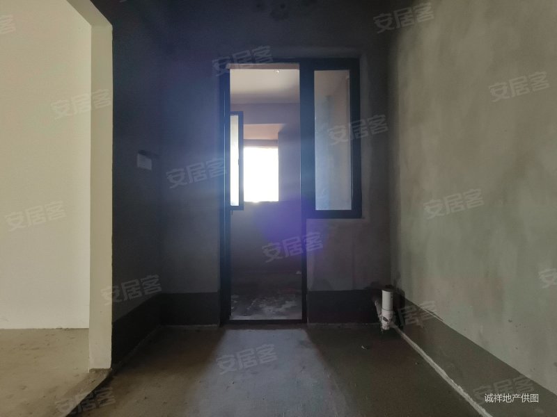 中国核建紫金一品(一期)3室2厅2卫117.13㎡南北145万