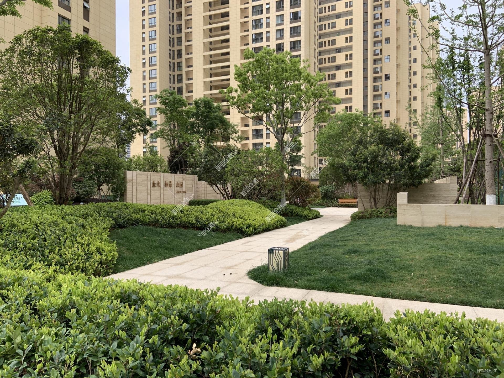 蓝光林肯公园一期悦山苑