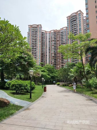 实用住家4房 满五唯一, 鹿港小镇二手房, 3室2厅2卫, 155万元 - 东莞