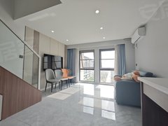 建湖双湖路双湖公园天铂公寓精装2室,光线雪滑,温馨设计,样样齐全!随时看房!出租房源真实图片
