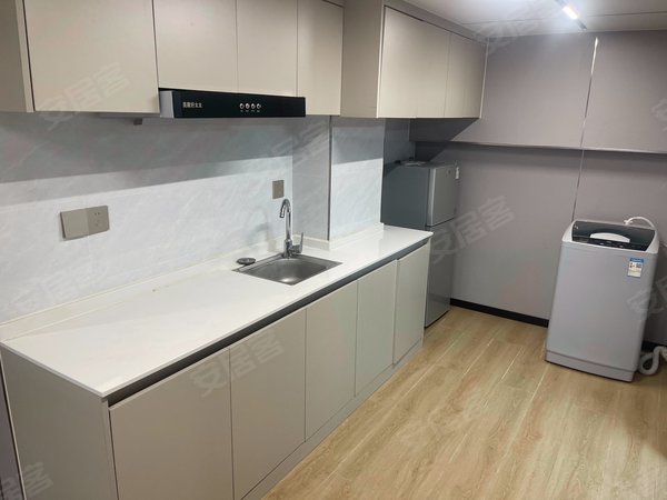 海宁许村镇许村名汇公馆长安地铁口 名汇公馆精装一室诚心出租 拎包入住 800一个月出租房源真实图片