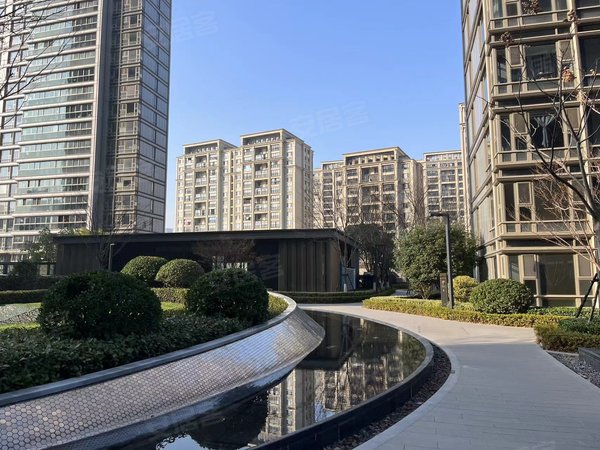 苏州虎丘虎丘城区运河铂湾澜庭精装全配包物业有车位 铂湾澜庭多套可