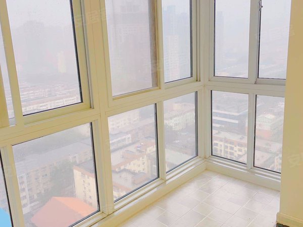 郑州二七交通路东方骏景东方骏景 3室2厅2卫 126平 精装修 配套齐全