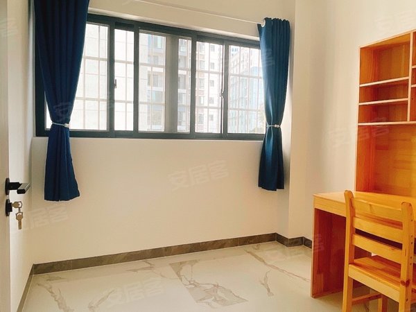 南宁青秀中山南宁二中宿舍南宁二中生活区 精装电梯三房 干净整洁