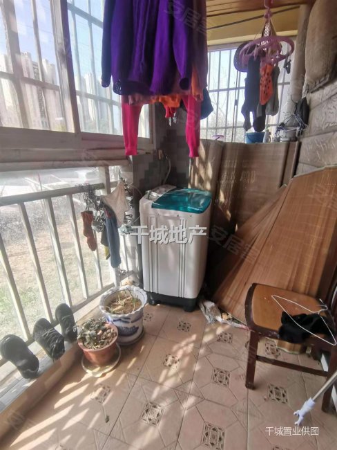 南京房产网>南京二手房>浦口二手房>高新区二手房>盘龙山庄>488_650竖