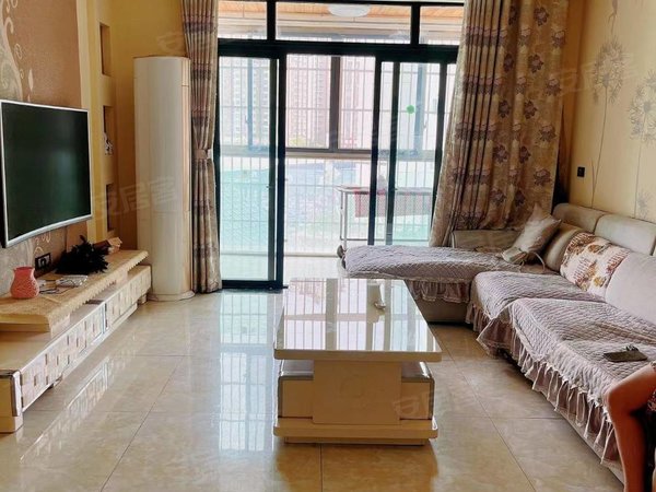 重庆大足大足城区金星佳苑新城吾悦广场汽博中心未来窗附近精装三室