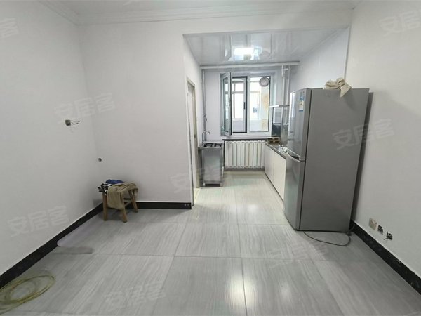 北京昌平昌平县城建安里小区建安里小区 南北通透 45平 家电齐全出租房源真实图片