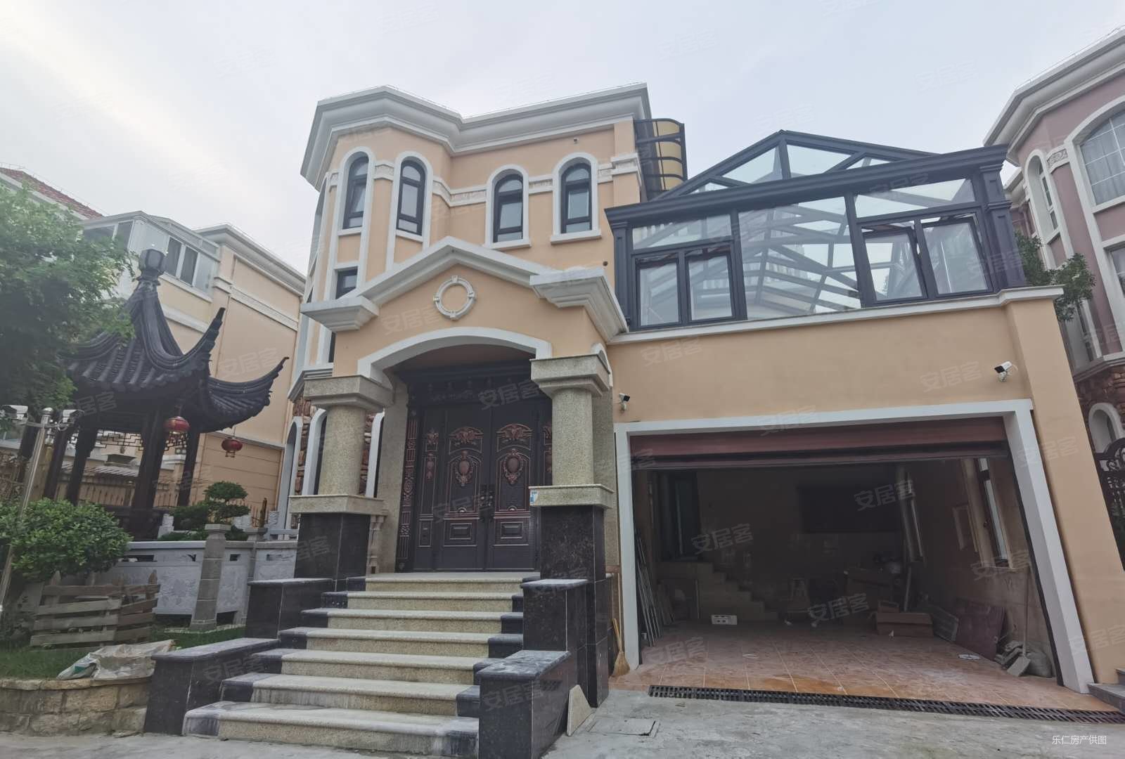 全天采光,超低价,绿中海(别墅)二手房,360万,4室2厅,4卫,188平米-昆山