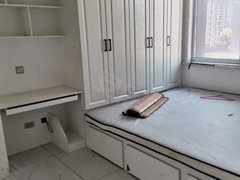 梅河口城区市中心水郡华庭电梯6楼53平一室一厅，年租1万1包取暖物业出租房源真实图片