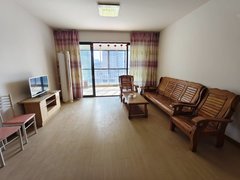 桂林临桂西城大道雍王府精装大3方4台空调拎包入住1000包物业出租房源真实图片