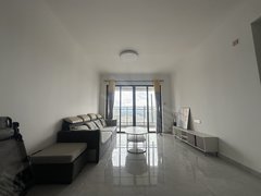 东莞黄江天虹中泰峰境三期 3室2厅2卫 家私齐全 随时看房 拎包入住出租房源真实图片