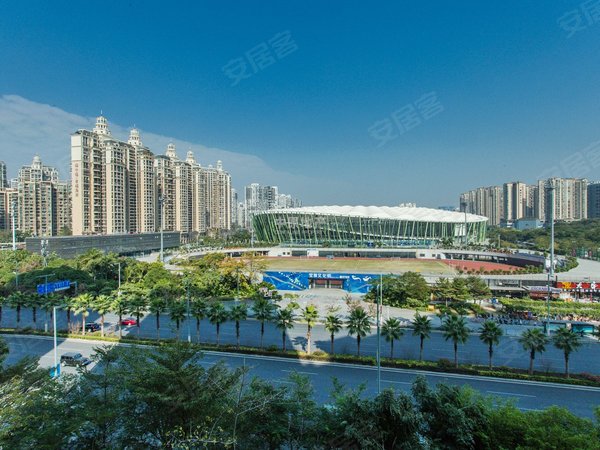 深圳宝安宝安中心区第5大道高发西岸花园11号线地铁口,业主人很好