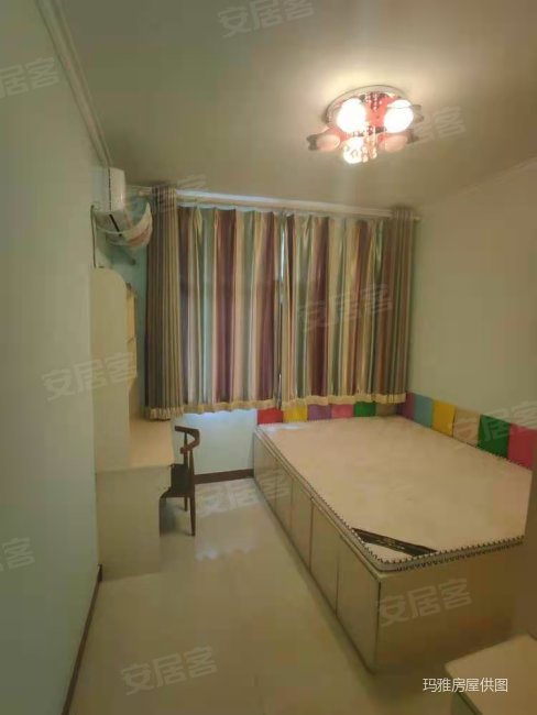 电梯房 正规商品房 刚需两居 停车方便,阳光公园1号东园二手房,88万,2