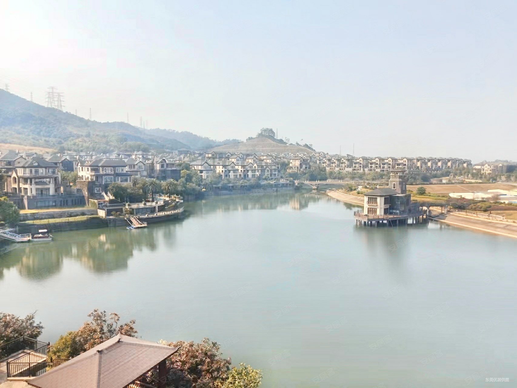 长安莲花山下莲湖山庄双拼别墅带大花园业主急卖看房随时