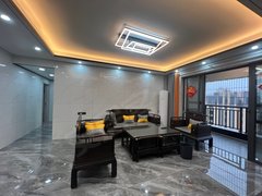 华耀城二期精装4房，高楼层，家具齐全，租金3000元拎包入住