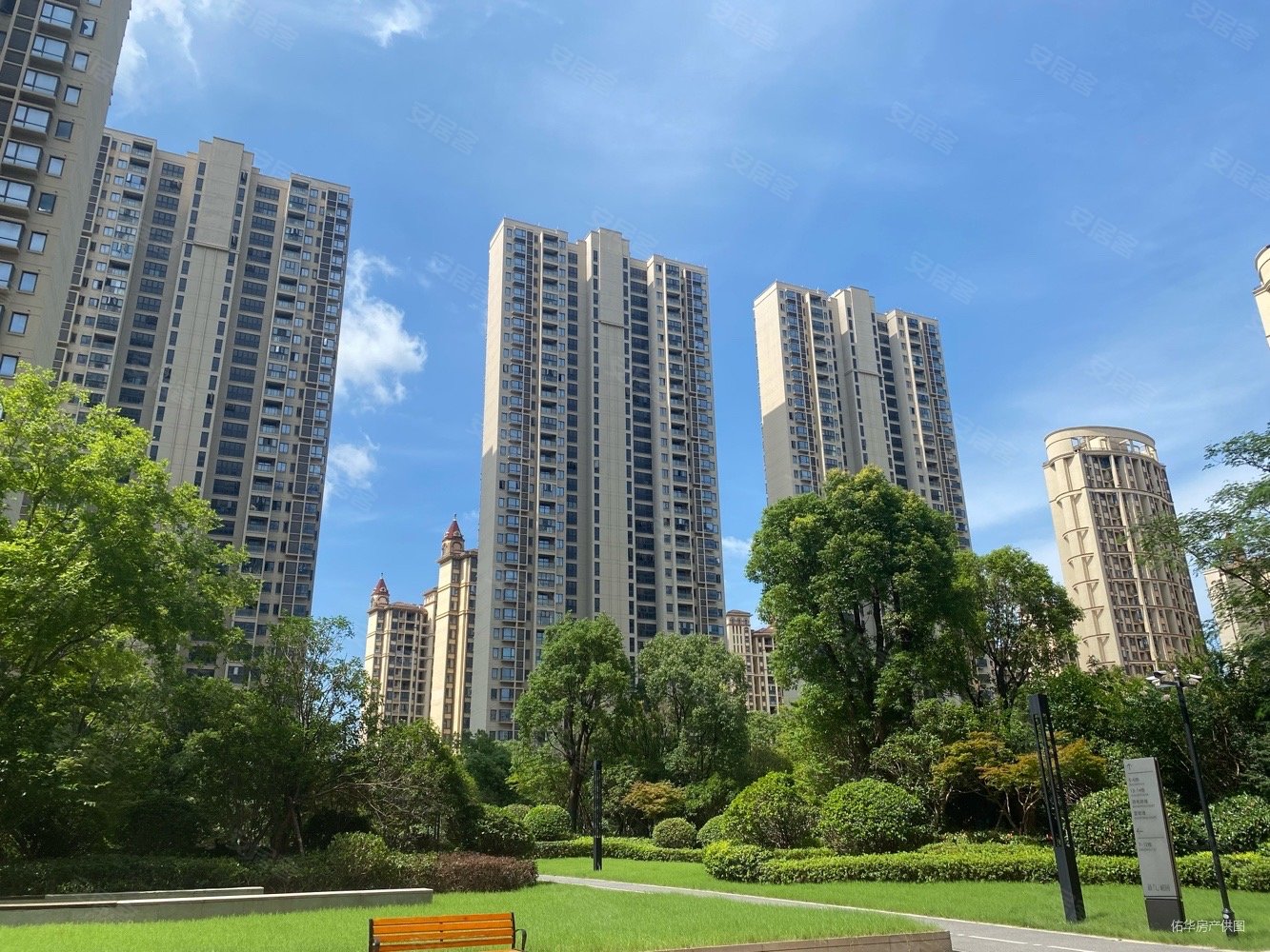 新力禧园通透端户精装修纯正地铁口楼层好房东诚心出售