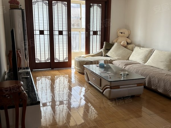 青岛平度市政府奥园水岸豪庭水岸豪庭4楼带阁楼复试107.