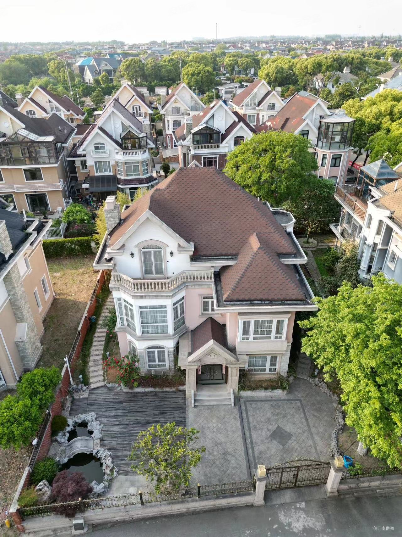 南北通透 原始户型,泰泓花园二手房,1400万,4室2厅,3卫,243平米-昆山