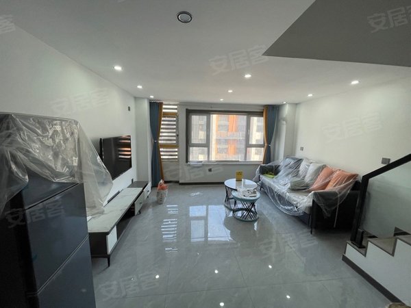 晋城泽州城区中国青年城月星广场 精装两室 家具家电齐全 出租 可做