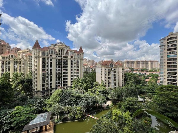 广州增城广园东翡翠绿洲森林半岛翡翠绿洲10期 3室2厅2卫 家私家电齐