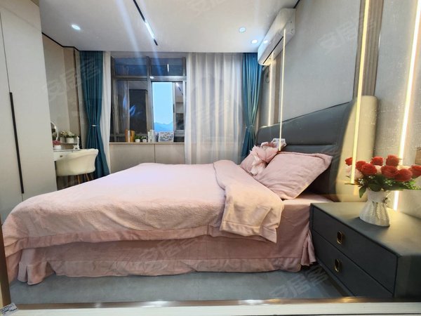 金华东阳东阳江北九龙公馆(别墅)东阳商城 九州汇 人民医院附近 电梯公寓 有带阳台房可选出租房源真实图片