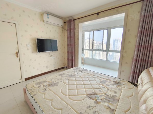 西安未央经济技术开发区文景雅苑龙首原地铁口 龙首商业街 主卧阳台