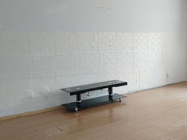 东营东营区东城沙营新园小区西区沙营西区120平电梯房年租金1.3万带空调家具全出租房源真实图片