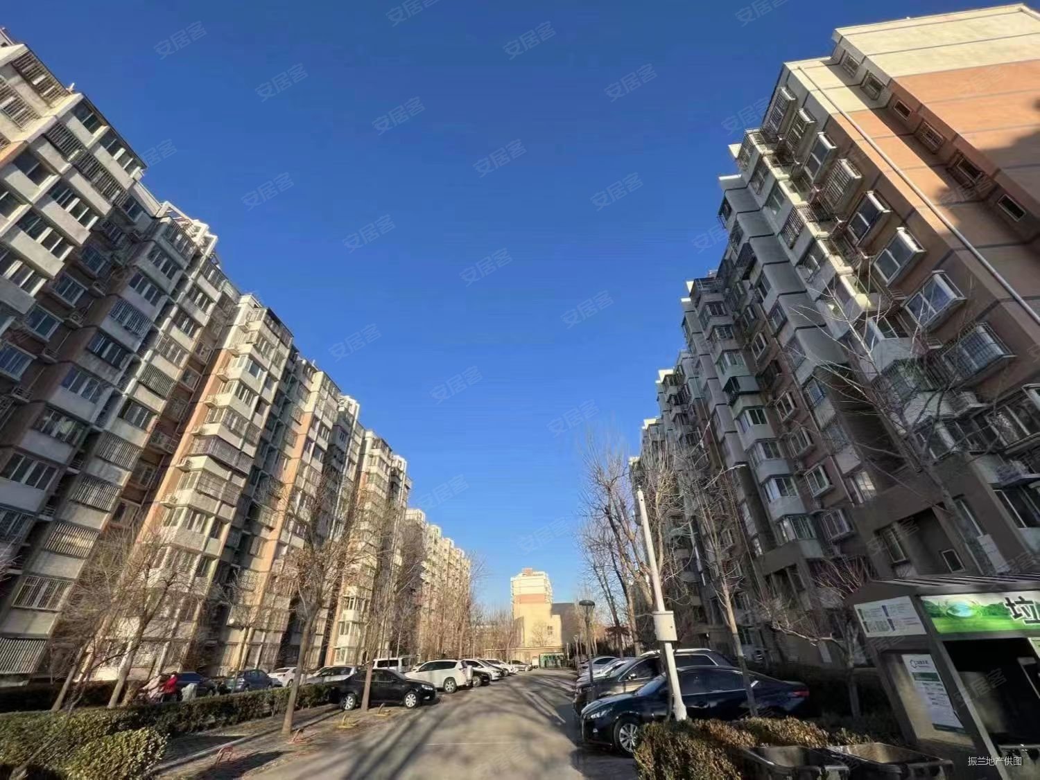 亦庄东区京东建华旁定海园精装一居满五一套价可谈