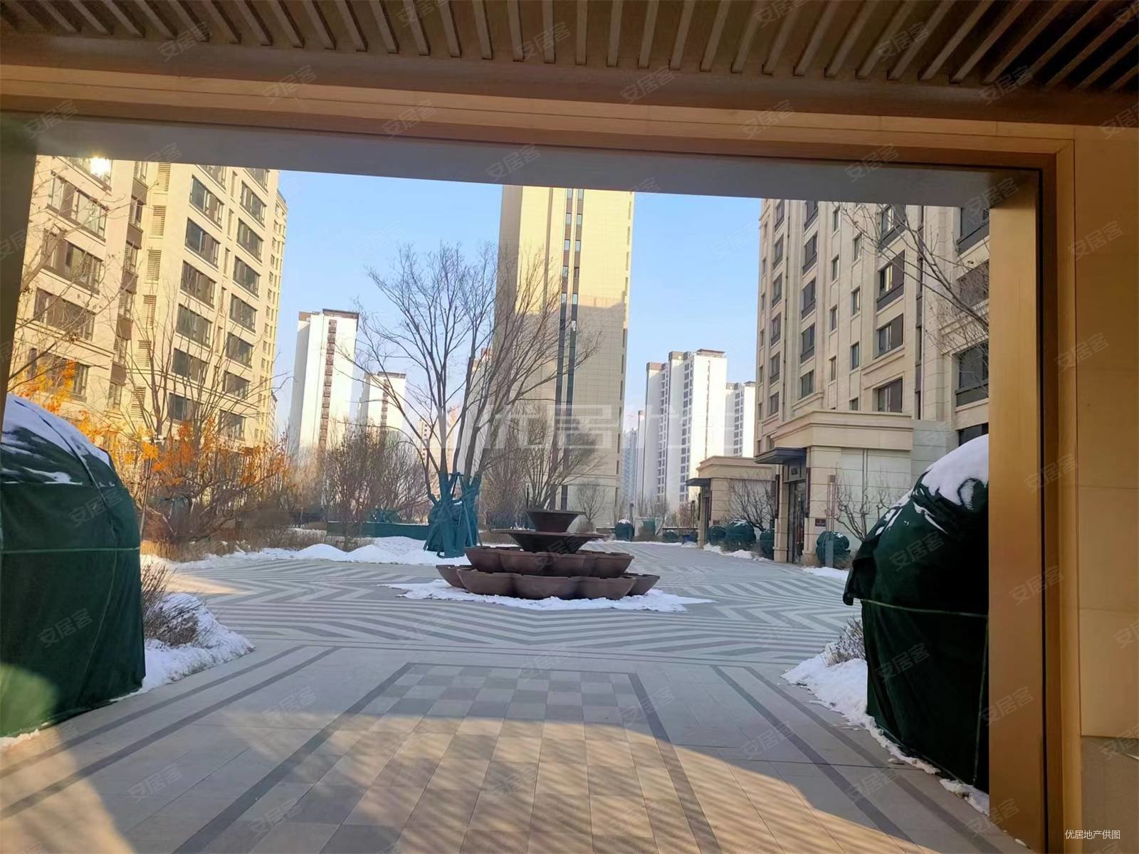 金地名峰有房本可按揭采光充足无遮挡交通方便