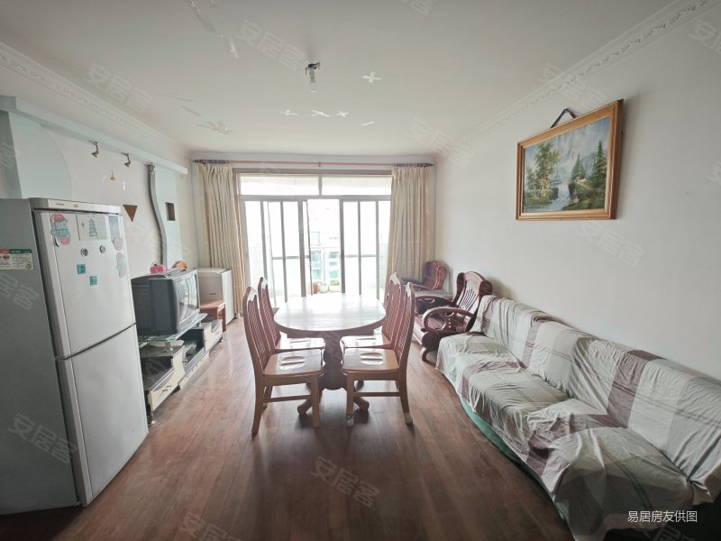 春晖苑 临地铁出行便利 厅带阳台 厨卫全明