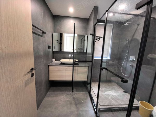 海宁长安镇农发区绿城华景川之江明月绿城华景川之江明月 阳光充足 精装修 3室2厅2卫出租房源真实图片